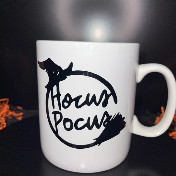 Hocus Pocus XL Coffee/Tea Mug - Picture 2 of 3